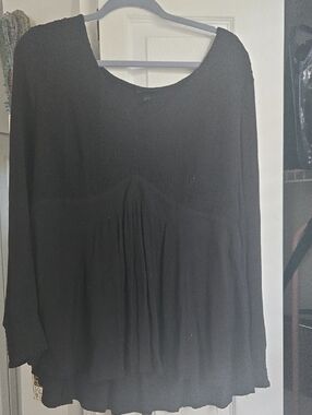 torrid Black Long Sleeve Smocked Peasant Top